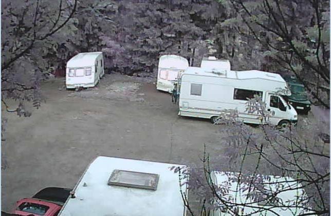 Camping Aviator, Numai Teren, Campare Pentru Rulote Autorulote Personale, Campingul Nu Are Rulote !!! Буштени Экстерьер фото